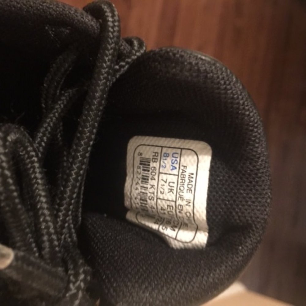 Men's  Reebok Sneakers 8.5 - Picture 4 of 5